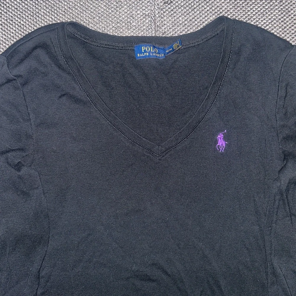 Polo by Ralph Lauren Black Top with Purple Logo - Picture 2 of 4